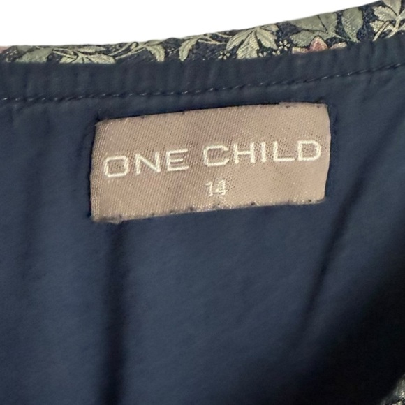 One Child Fawn Floral Pleated Detail Dress Girls 14 Pink / Green Short Length - Picture 6 of 9